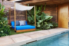 desa-potato-head-seminyak-bali-hotel-katamama-suites-pool-suite-blue-daybed-1024x768