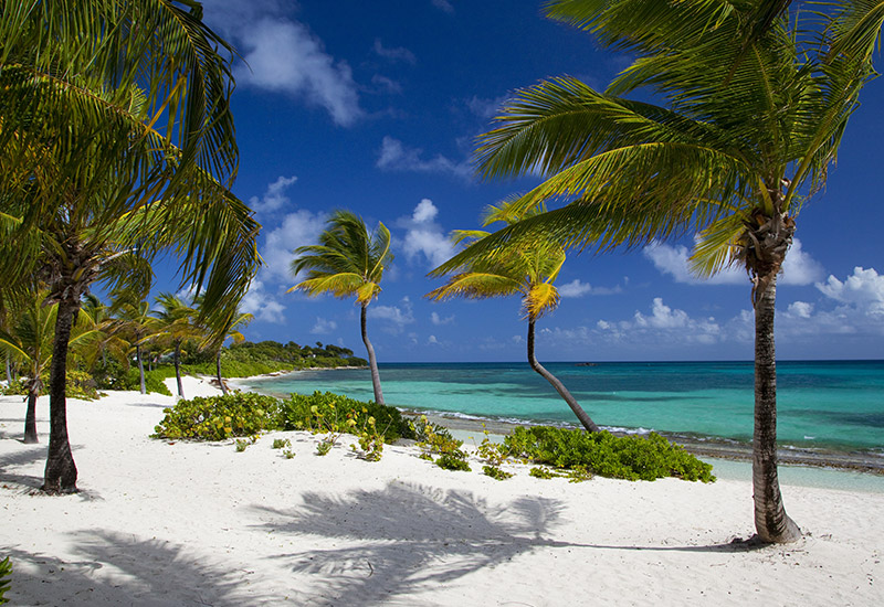 jumby-bay-island-antigua-beach-5